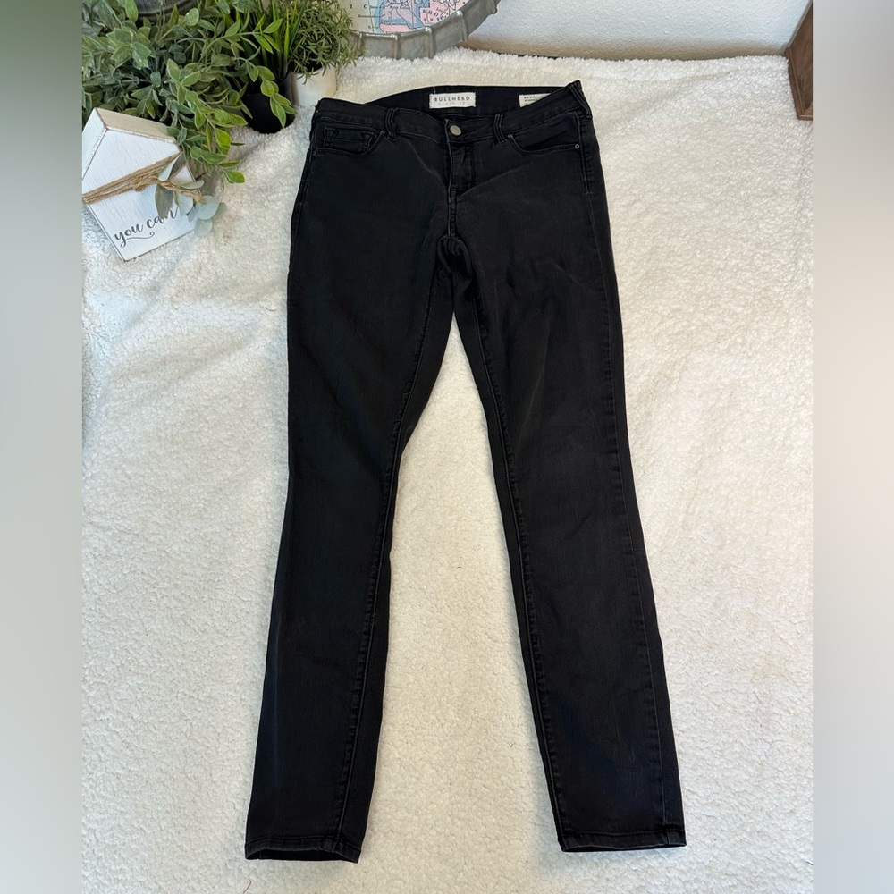 Bullhead mid rise skinniest denim Size 26